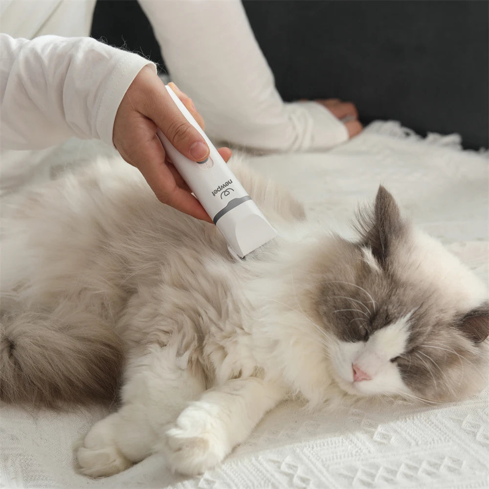 Máquina de Tosa Pet Silenciosa Sem Fio NewPet 5 em 1