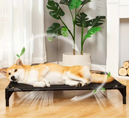 Cama Elevada para Cães Médios Kemorela | Resfriamento e Lavável